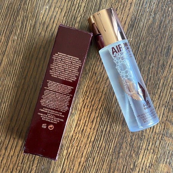 Charlotte Tilbury AirBrush Setting Spray 100 ml - Picture 3 of 3